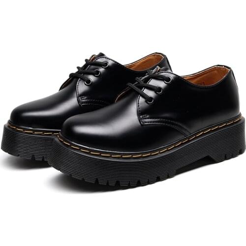 New Ladies Martin Boots Genuine Leather Platform 3-hole Punk Martin Shoes Women Low-top Casual Fashion Short Boots Womens Shoes