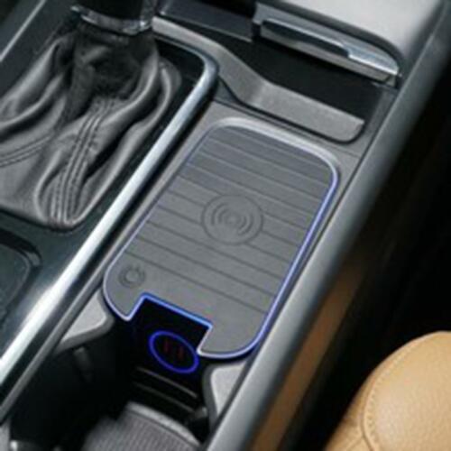Car wireless charger for Volvo XC90 S90 V90 XC60 S60 V60 C60 2018 2019 2020 15W QI phone charger fast charging plate for iPhone
