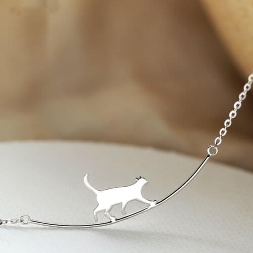 New Fashion Cat Curved Simple Personality 925 Sterling Silver Jewelry Cute Animal Walking Cat Clavicle Chain Necklaces XL090