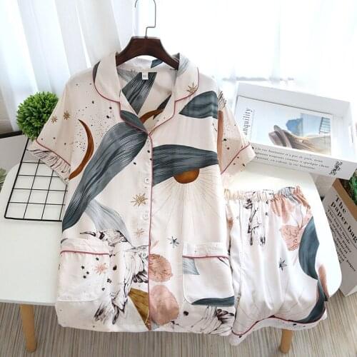 Women Pajamas Two-Piece New Pajamas Set Ladies Summer Pyjamas Suit Short Sleeved Shorts Sleepwear Flowers Print Pyjamas Homewear