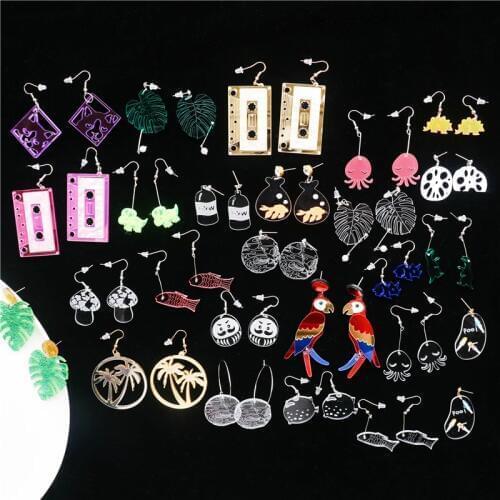 High Quality Cute Bird Parrot Leaf Star Rabbit Geometric Shaped Pendant Acrylic Stud Earring For Women Girl Ear Jewelry Gifts