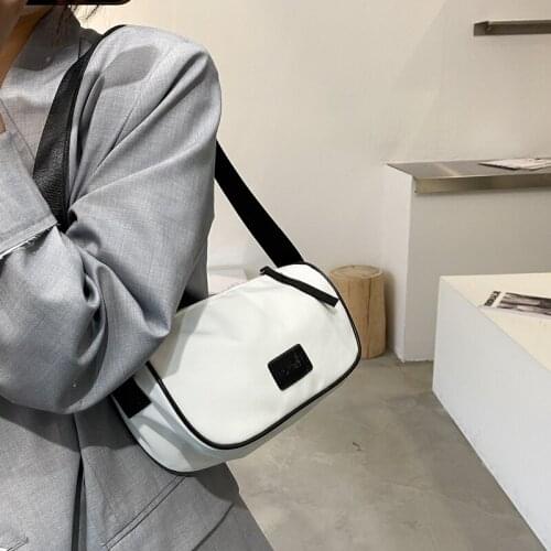 Womens Shoulder Bag Small Bag 2021 New Trendy Wide Shoulder Strap Underarm Womens Bag Simple Messenger Bag Satchels