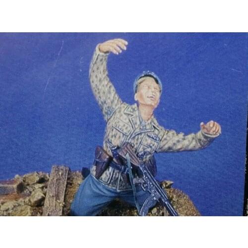 1/35 Resin Figure Model Kit Unassambled Unpainted 102