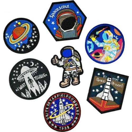 T-N Space Embroidery Badge Heat Iron On Transfer Patches Spaceman Stars Planet Sticker Applique For Kids Jeans Pents Clothes DIY