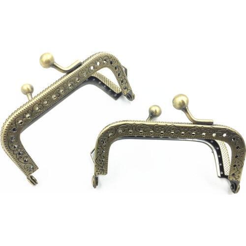 1Pc Kiss Clasp Lock Clutch Wallet Handbag Coins Purse Handle Bronze Tone Rectangle Frame DIY Accessories 7.5x5cm(3 1/8" x2")