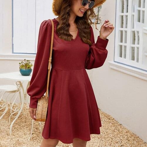 Casual V Neck Dress Knitwear Sukienka Elegant Short Mini Dress Solid Color A Line Womens Gathered Waist Dress Big Swing Korean