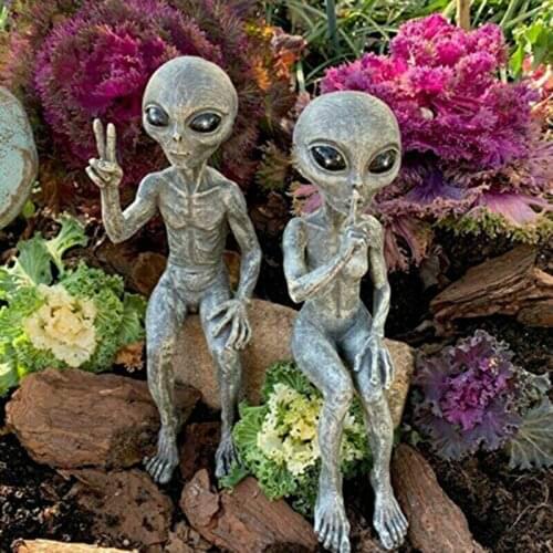 15/20CM Mr. Bones Skeleton Space Alien Statue Martians Decompression Gifts Skull Model Body Figure Toy Garden Figurine Set