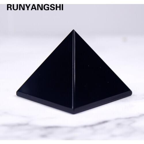 Runyangshi Pyramid Healing Crystal Crafts Black Natural Obsidian Quartz Crystal Home Decor Beautiful Lustrous Surface Stones