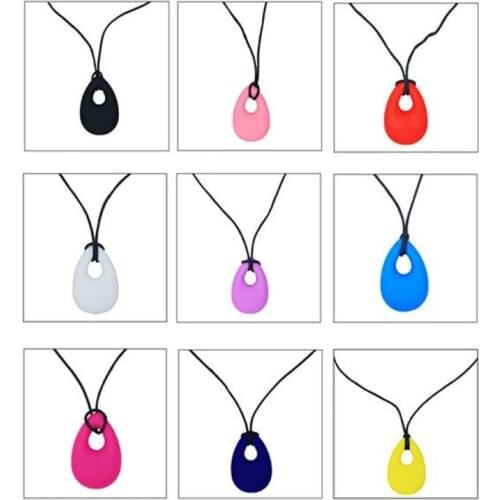 Sensory Chew Necklace Pack Silicone Chew Pendant Training and Development Toy Chew Necklace for Teething Babies Autism Anxiety