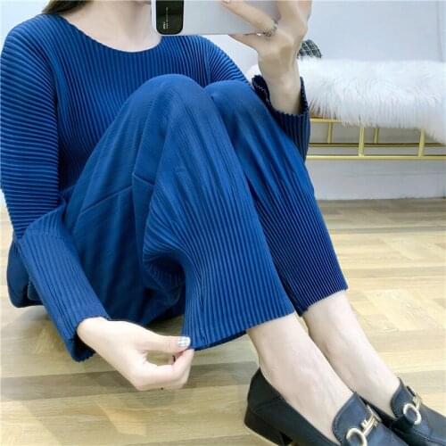 2021 autumn winter pencil pants Miyake pleated pants women casual loose harem carrot pants plus size Korean style trousers 001