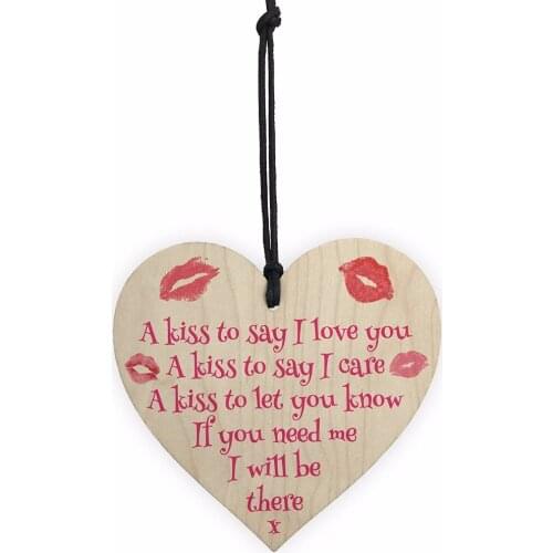 Meijiafei A Kiss To Say I Love You Wooden Heart Hanging Sign Sign Wedding Valentines Day