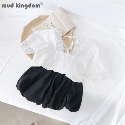 Mudkingdom Little Girls T-shirts Shorts Set Solid Lace V Neck Lantern Sleeve Baby Shirt Tops Bloomer Shorts Sets Kids Outfits