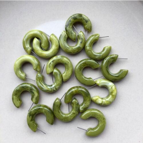 UJBOX Grass Green Resin Hoop Earrings Japanese Korean Women Wedding Party Jewelry Accessories Earrings Gift Wholesale