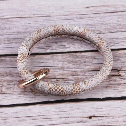 ZWPON Printed Snakeskin PU Leather Circle Keychain Cactuses Key Chains Wristlet Bag Car Fob Holder Leopard Key Rings Wholesale