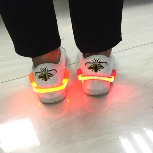 30pairs Unisex Shoe Led Light Clip Led Flash Shoe Party Golw In The Dark In Toys Night Safety Warning Accessories Walking Sport