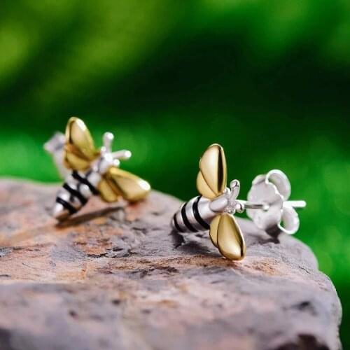 Simple Female Metal Enamel Stud Earrings Charm Gold Silver Color Wedding Earrings Cute Small Bee Wedding Earrings For Women