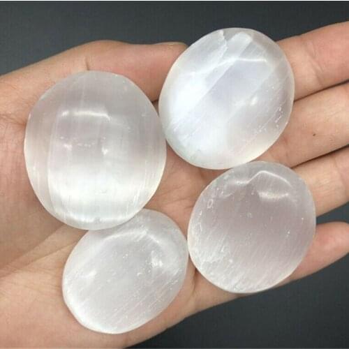Wholesale high quality natural healing crystal polished selenite palm stones for decoration