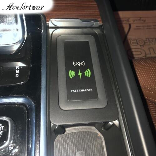 Car wireless charger for Volvo XC90 XC60 C60 V60 2019 V90 S90 2018 storage box fast charging board for iphone 12 qi charge case