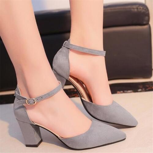 2019 summer new Wild High-heeled shoes pointed Word buckle sandals Rough with Women Single Womens Pumps