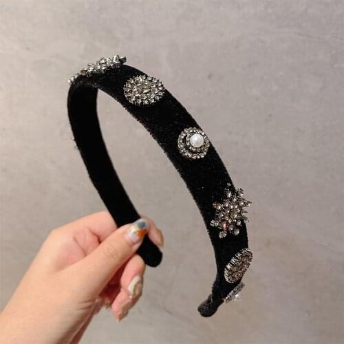 Fashion Luxury Velvet Black Rhinestone Headband for Women Korea Tv Star Simulated Pearl Simple Hairpin Wedding Satin Headband
