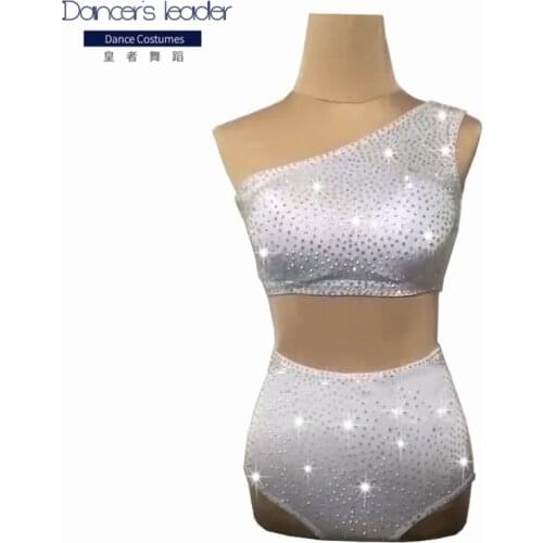 New steel pole dance costumes costumes performance clothing female bar sexy shiny white split high waist shorts