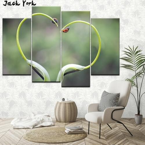 Canvas Painting Ladybug happiness on green leaves 4 Pieces Wall Art Painting Modular Wallpapers Poster Print Home Decor