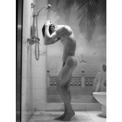 Hand-painted Portrait Oil Painting Wall Decor Art Canvas,NUDE MALE BATH 24"X32"