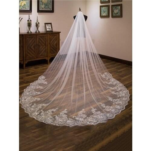 One-tier Cute Wedding Veil Cathedral Veils with Embroidery