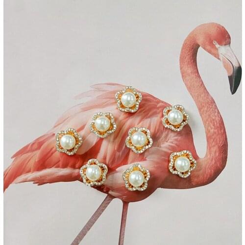 10 pcs/lot Plum Blossom Pearl Rhinestones Rhinestone Buttons For Craft Wedding Invitation DIY Girl Hair Bowknot Metal Buttons