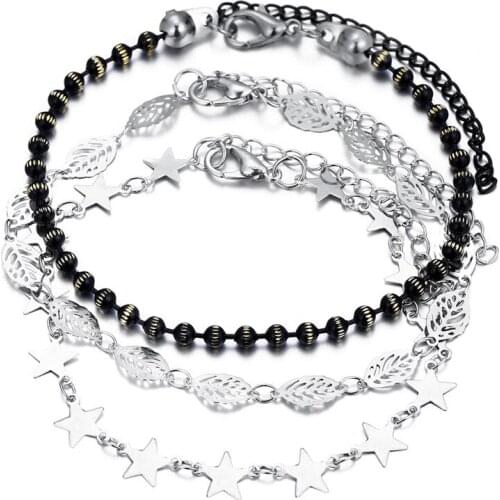 Fuyo Bracelets On The Leg