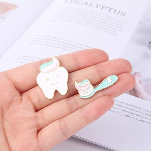 Creative Tooth Toothbrush Cute Ocean Lapel Badges For Clothes Jewelry Collar Brooches Gifts Accessories For Kids Friends Bags