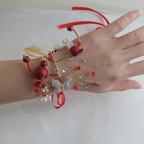 Romantic Bridal Wrist Hand Flowers Pearl Butterfly Pattern Bridesmaid Wrist Corsage Bracelet Wedding Accessories