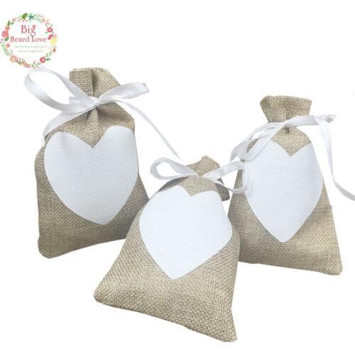9x14cm 50pcs Vintage Natural Burlap Hessia Gift Candy Bags Wedding Party Favor Gift Box Pouch Jute Love Heart Gift Bags Wedding