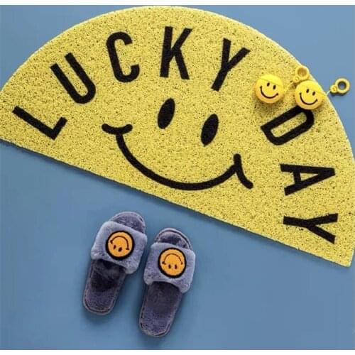 Half-round Smile Door Mats Outdoor Antiwear PVC Waterproof Ant-Slip Bathroom Rugs and Carpets Printed Hallway Entrance Doormat