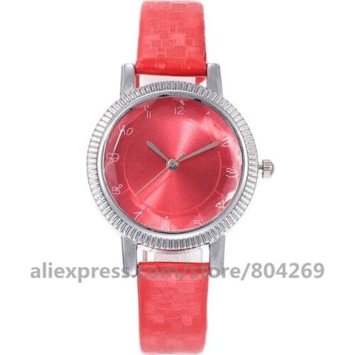 Wholesale Womens Bracelet Dress Watch Women Fashion No Logo Silver Case Quartz Watch Hot Women Leather Wristwatch