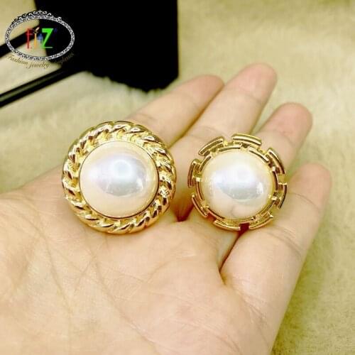 F.J4Z 2021 Trend Rings for Women Popular Gold Alloy Glossy Simulated Pearl Top Adjustable Finger Rings Lady Gifts Jewelry