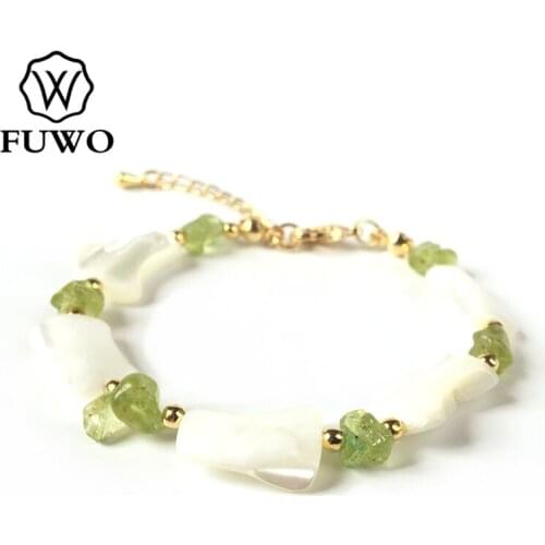 FUWO Natural Seashell Charm Bracelet & Bangle With Crushed Crystal Quartz Beads Women Wedding Jewelry 6 Colors BR508
