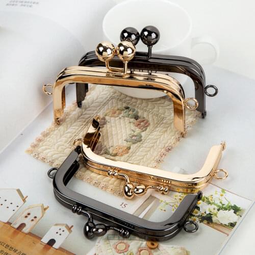1pc 10.5cm Coin Purse Frame Hanger Embossing Rectangle Metal Kiss Clasp Lock Accessories Frame Handle for Wallet Handbag Parts