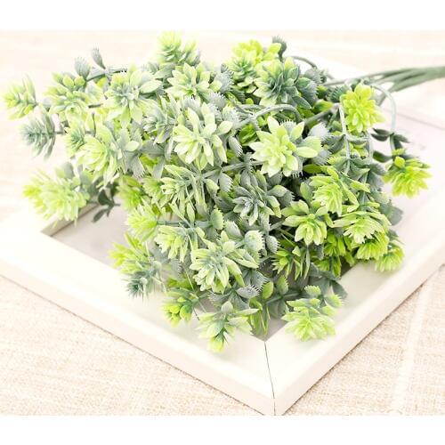 New White Dusty Artificial Plant Plastic Beautiful Eucalyptus Tree Bouquet for Christmas Wedding Home Decoration Faux Foliage