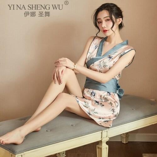 Japanese Sexy Female Deep V-neck Split Kimono Yukata Pajams Women Retro Cheongsam Chinese Ink Painting Printed Sleepwear Outfits