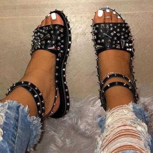 Women Shoes Sandals Summer Rivet Punk Womens Flats Shoes Ankle Strap Female Cool Girls Buckle Transparent Bling Ladies Slippers