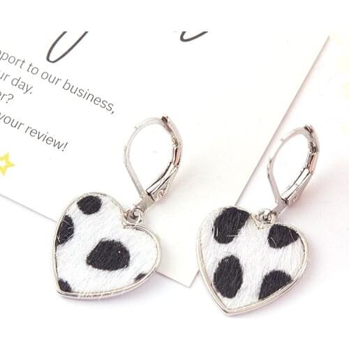 1Pair Korean Fashion Cow Spotted Love Heart-shaped Plush Earrings Temperament Autumn Winter Retro Ear Jewelry for Women Gift