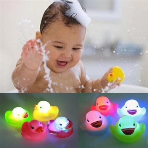 Floating Newborn Baby Bath Time Toy Changing Color Duck Flashing LED Lamp Light lights up automatically when putting in water