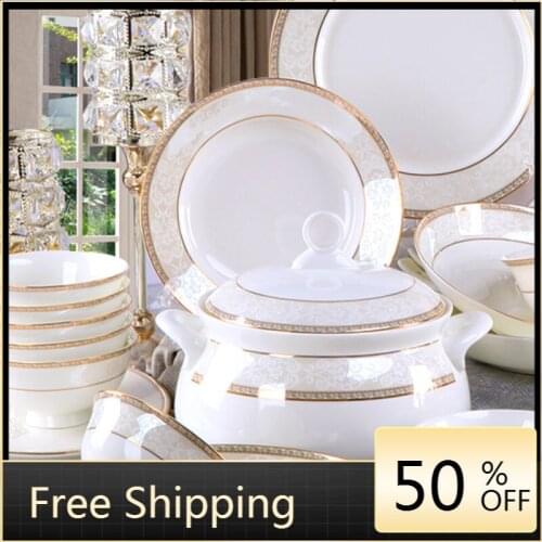 Cute Plate And Bowls Set Luxury Portable Porcelain Bone China Dinner Set Japanese Dish Aparelho De Jantar Plates Set Ceramic