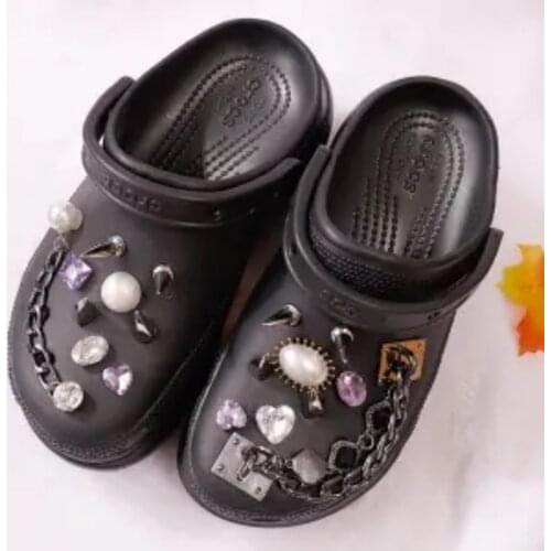 Luxury Croc Charms Cool Charms for Crocs DIY Vintage Shoe Charms Hot Sale Designer Croc Charms Chain Shoe Decoration for Gifts