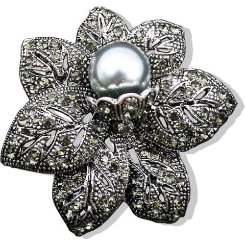 New retro personality alloy flower brooch corsage female wild creative big pin with jewelry shawl buckle
