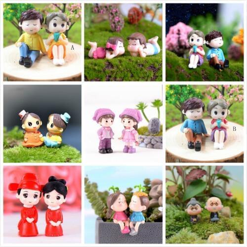 1set Mini Stool Couples Dolls Figurine Fairy Garden Miniatures Decor Dollhouse/Terrarium Figures Figurine DIY Micro Decor