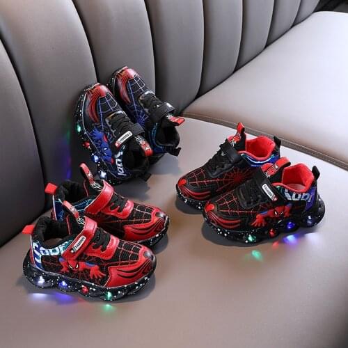 Fashion Spiderman Children Casual Shoes With Lighted Sports Running Kids Sneakers 5 Stars Excellent Girls Boys Shoes Toddlers