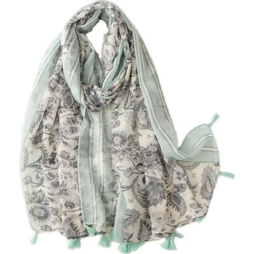 2021 Beautiful Flower Print Tassel Scarf Shawls Long Soft Flower Beach Scarves Hijab Wrap Free Shipping