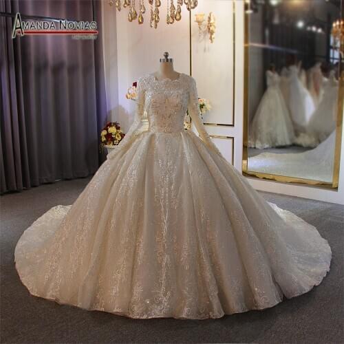 Full lining muslim wedding dress 2020 heavy beading lace bridal dress for muslim girls